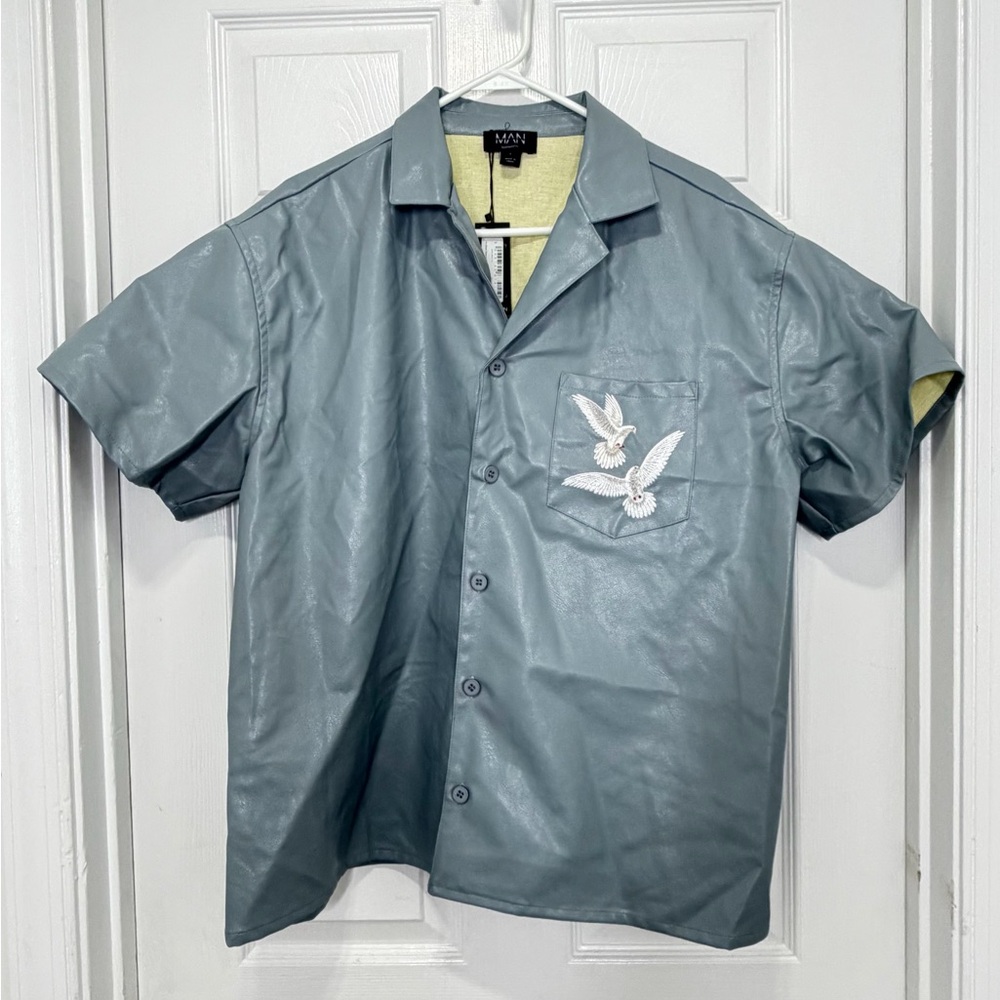 BoohooMan- Pu Short Sleeve Boxy Embroidered Shirt SLATE BLUE-L